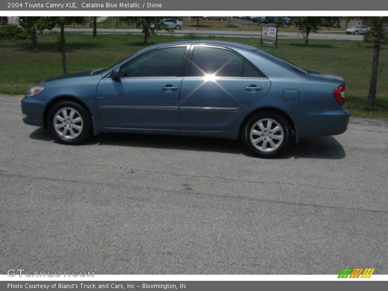 Catalina Blue Metallic / Stone 2004 Toyota Camry XLE