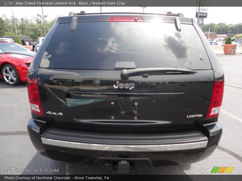 Black / Medium Slate Gray 2005 Jeep Grand Cherokee Limited 4x4