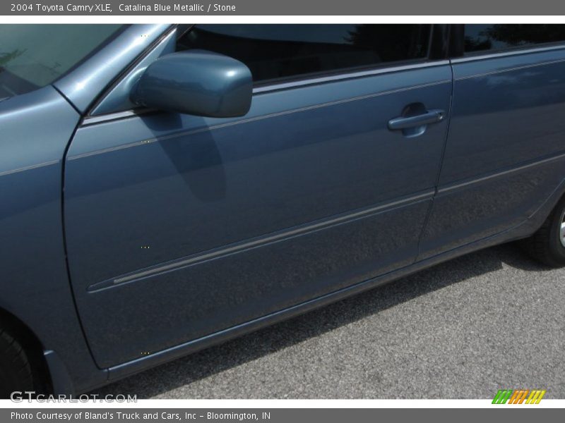 Catalina Blue Metallic / Stone 2004 Toyota Camry XLE