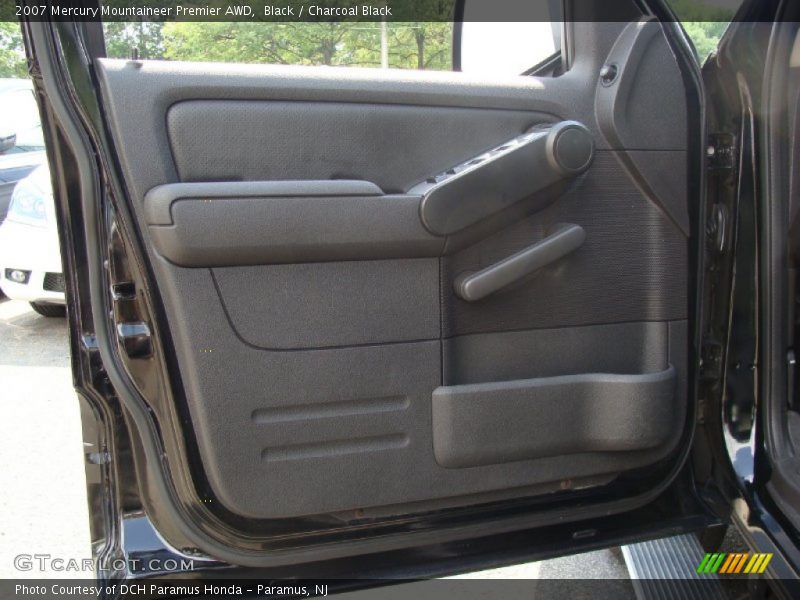Black / Charcoal Black 2007 Mercury Mountaineer Premier AWD