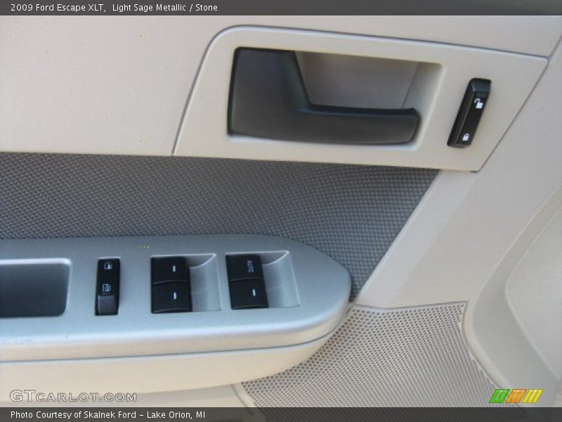 Light Sage Metallic / Stone 2009 Ford Escape XLT