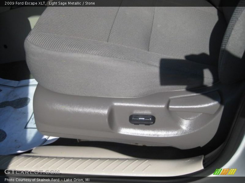 Light Sage Metallic / Stone 2009 Ford Escape XLT