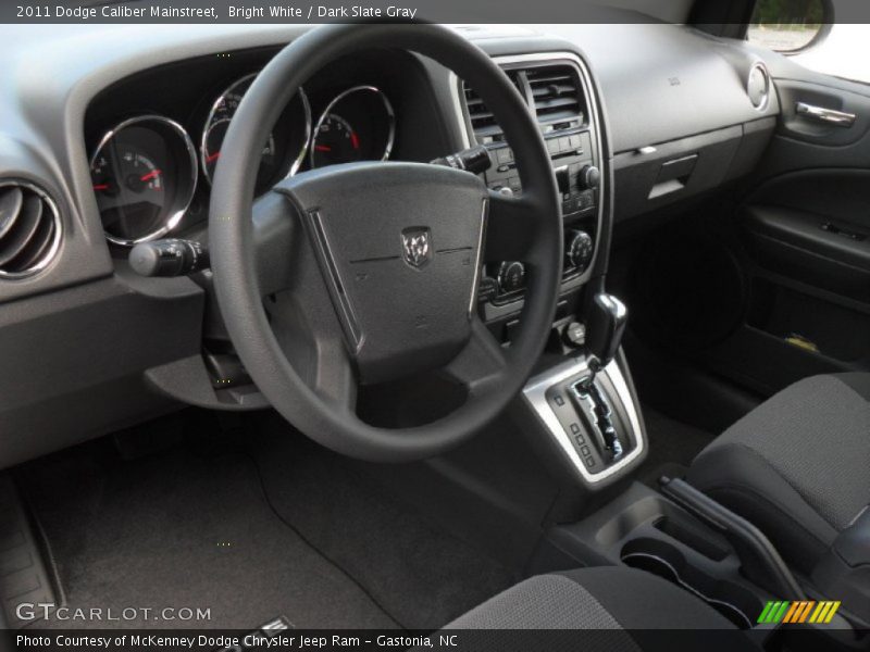 Bright White / Dark Slate Gray 2011 Dodge Caliber Mainstreet