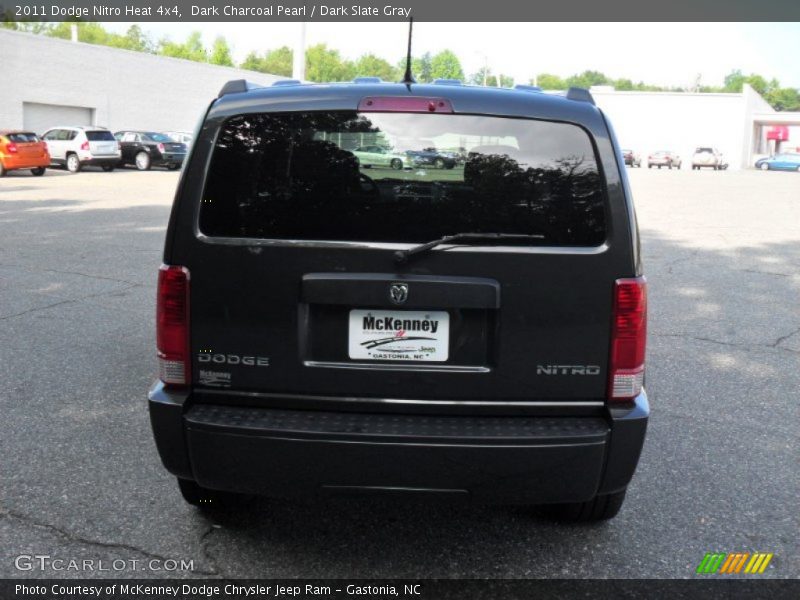 Dark Charcoal Pearl / Dark Slate Gray 2011 Dodge Nitro Heat 4x4