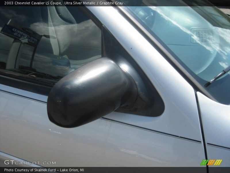 Ultra Silver Metallic / Graphite Gray 2003 Chevrolet Cavalier LS Coupe