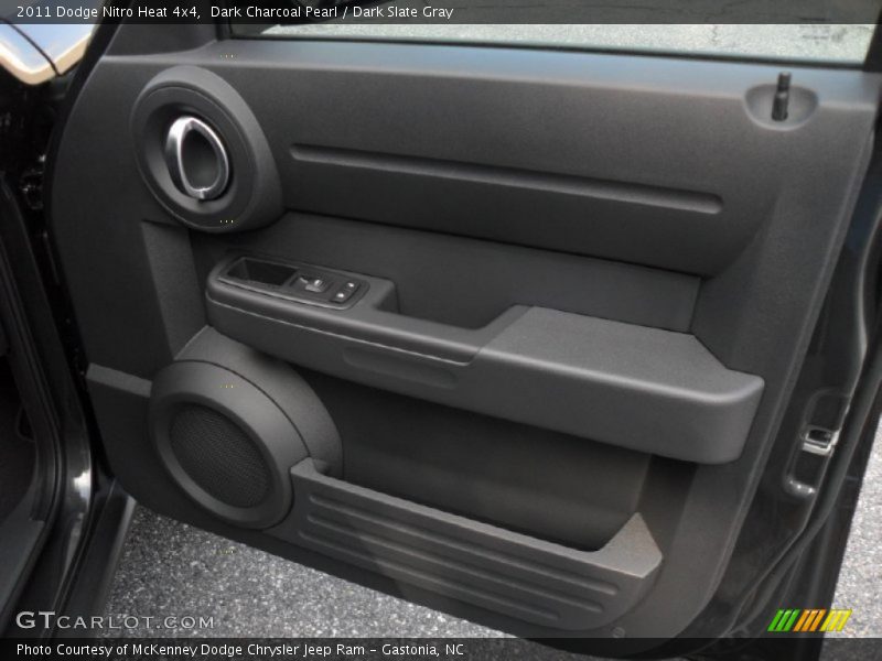 Dark Charcoal Pearl / Dark Slate Gray 2011 Dodge Nitro Heat 4x4