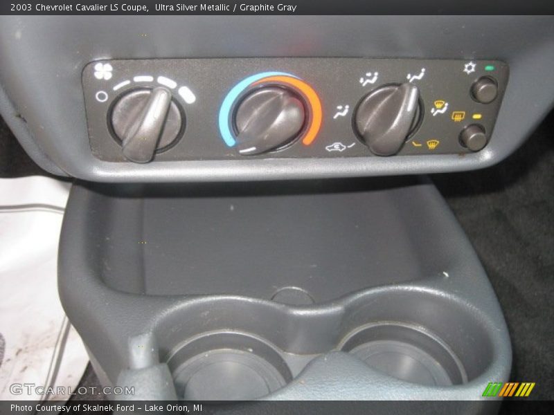 Controls of 2003 Cavalier LS Coupe