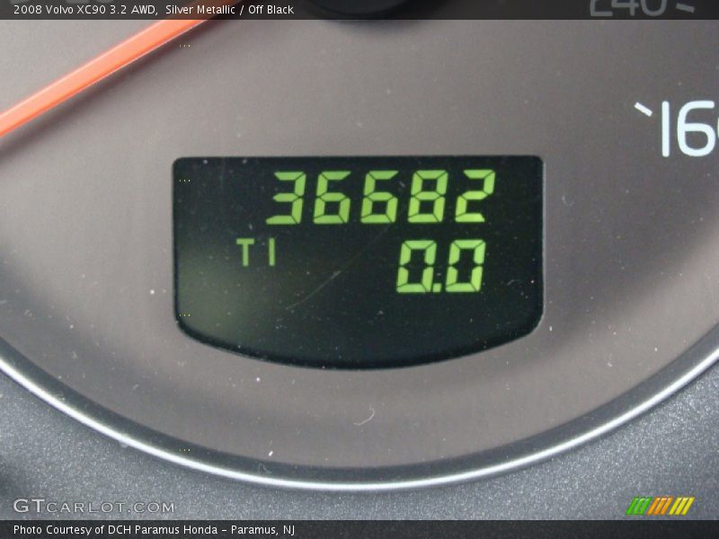 Silver Metallic / Off Black 2008 Volvo XC90 3.2 AWD