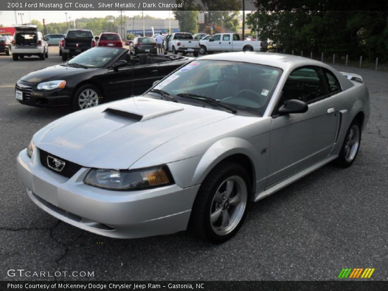 Silver Metallic / Dark Charcoal 2001 Ford Mustang GT Coupe
