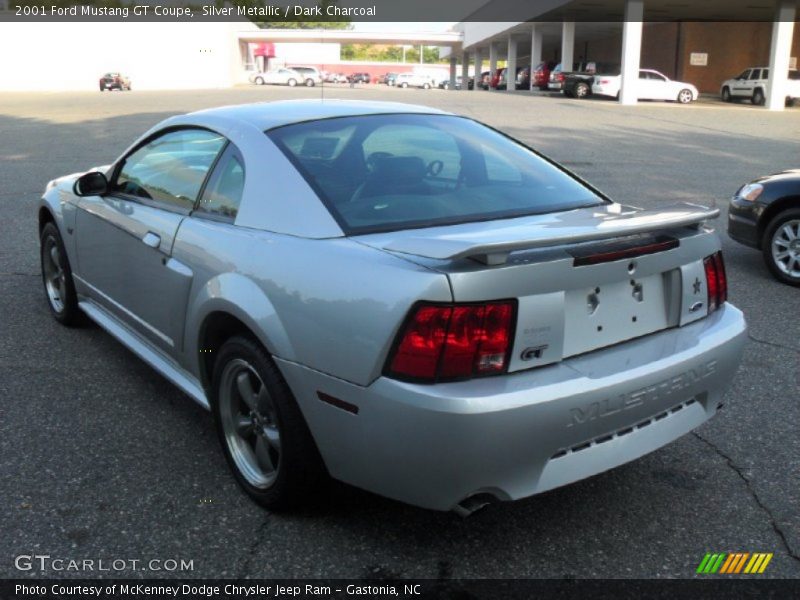 Silver Metallic / Dark Charcoal 2001 Ford Mustang GT Coupe
