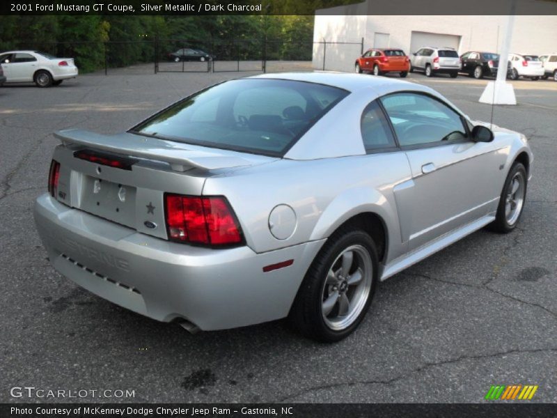 Silver Metallic / Dark Charcoal 2001 Ford Mustang GT Coupe