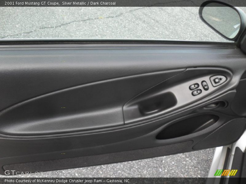 Silver Metallic / Dark Charcoal 2001 Ford Mustang GT Coupe