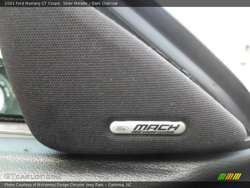 Silver Metallic / Dark Charcoal 2001 Ford Mustang GT Coupe