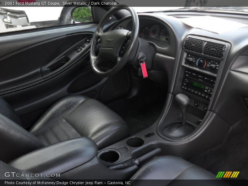 Silver Metallic / Dark Charcoal 2001 Ford Mustang GT Coupe