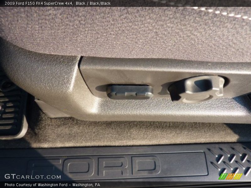 Black / Black/Black 2009 Ford F150 FX4 SuperCrew 4x4