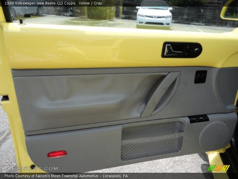 Yellow / Gray 1999 Volkswagen New Beetle GLS Coupe