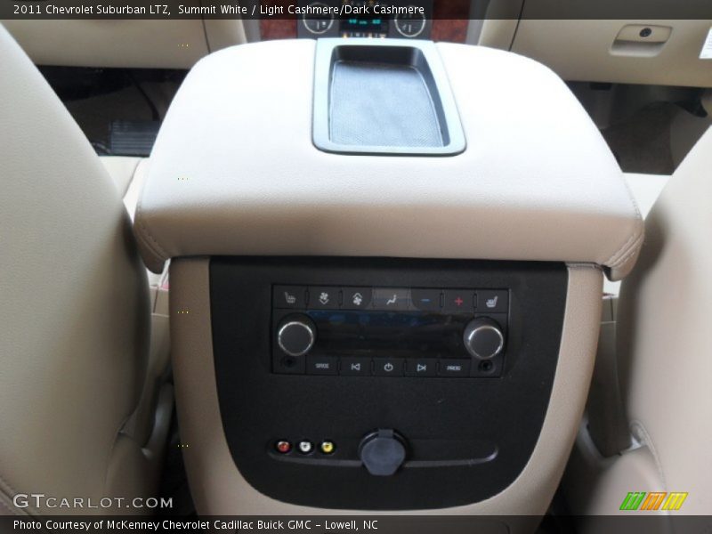Summit White / Light Cashmere/Dark Cashmere 2011 Chevrolet Suburban LTZ