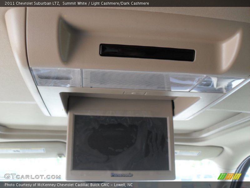 Summit White / Light Cashmere/Dark Cashmere 2011 Chevrolet Suburban LTZ
