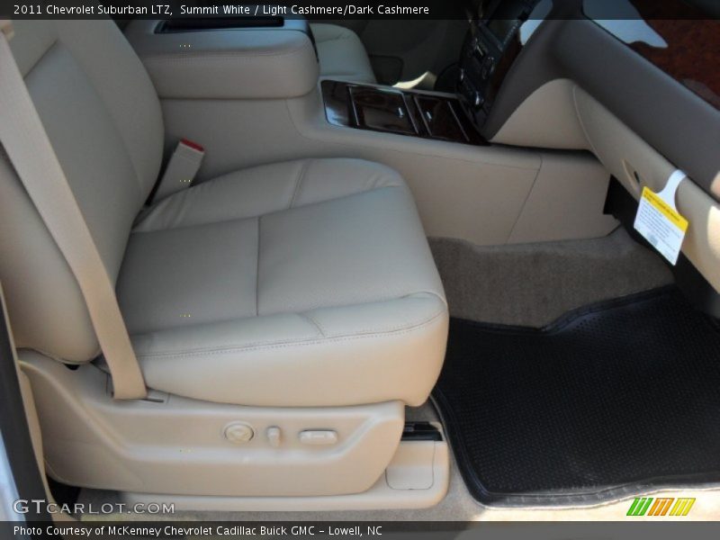 Summit White / Light Cashmere/Dark Cashmere 2011 Chevrolet Suburban LTZ