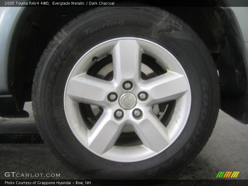 Everglade Metallic / Dark Charcoal 2005 Toyota RAV4 4WD