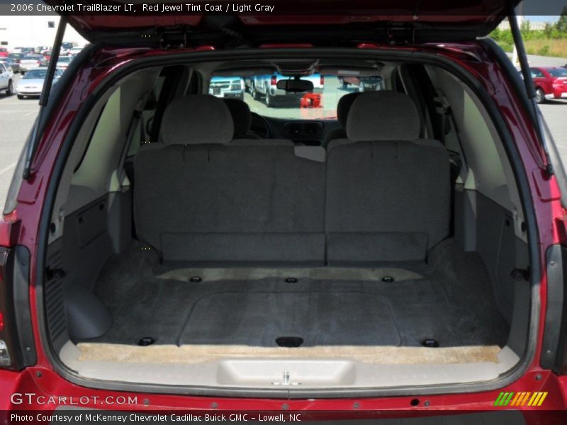 Red Jewel Tint Coat / Light Gray 2006 Chevrolet TrailBlazer LT