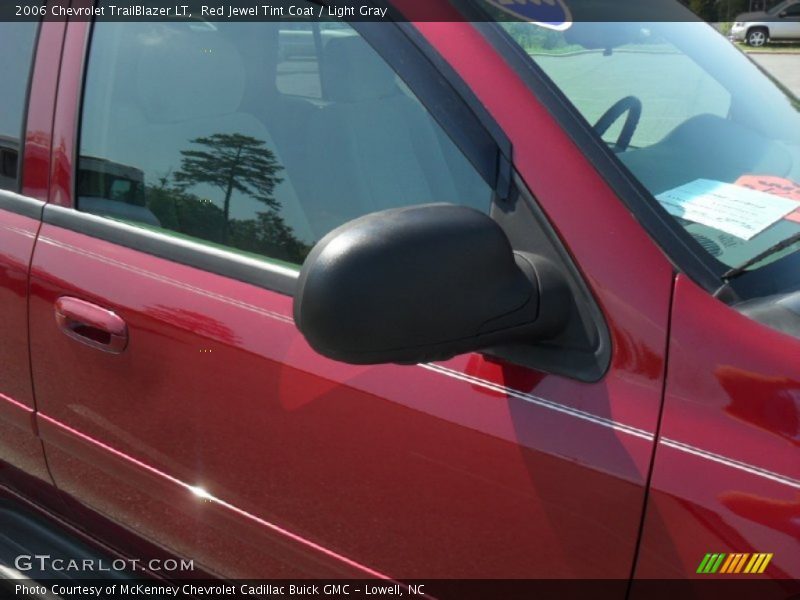 Red Jewel Tint Coat / Light Gray 2006 Chevrolet TrailBlazer LT