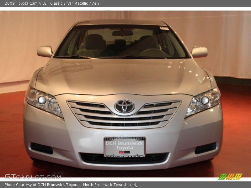 Classic Silver Metallic / Ash 2009 Toyota Camry LE