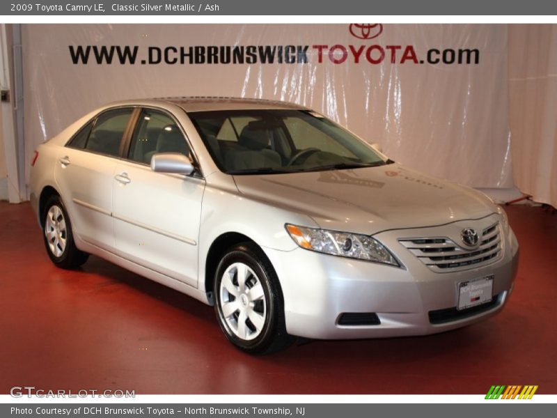 Classic Silver Metallic / Ash 2009 Toyota Camry LE