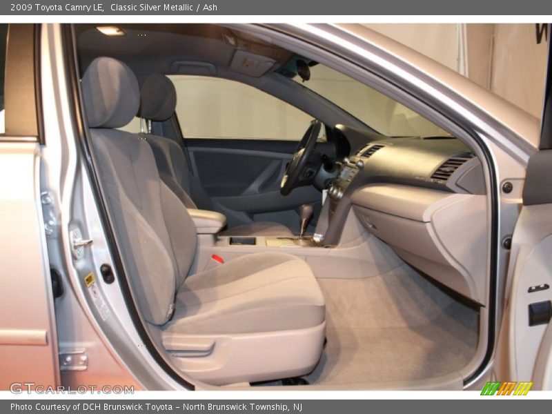 Classic Silver Metallic / Ash 2009 Toyota Camry LE