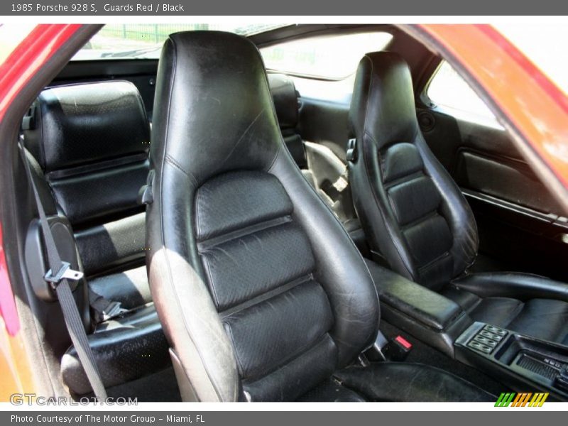  1985 928 S Black Interior