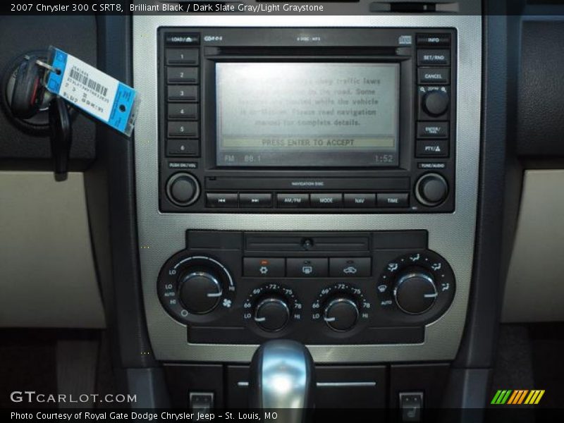Controls of 2007 300 C SRT8