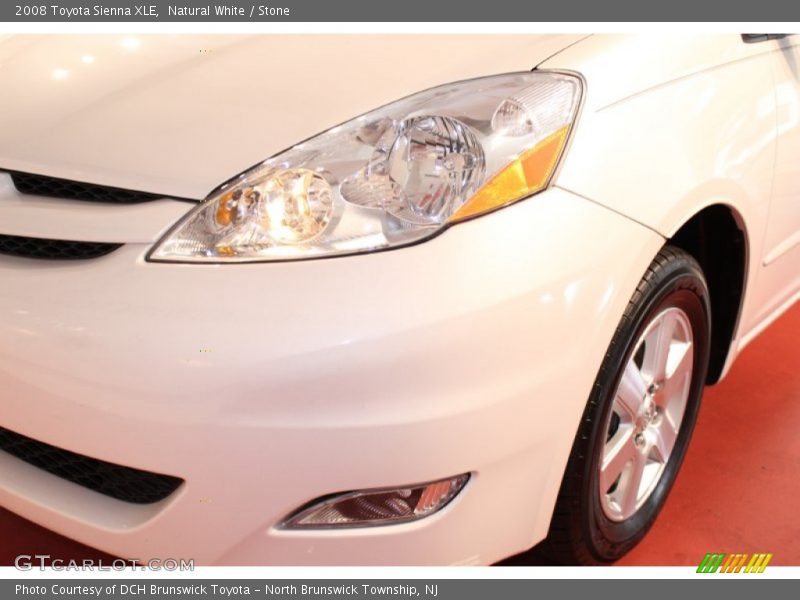 Natural White / Stone 2008 Toyota Sienna XLE