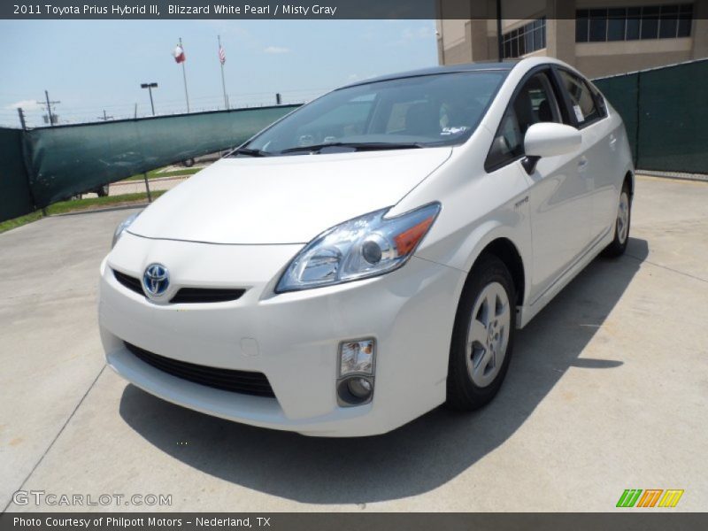 Blizzard White Pearl / Misty Gray 2011 Toyota Prius Hybrid III