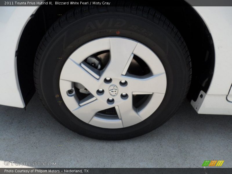 Blizzard White Pearl / Misty Gray 2011 Toyota Prius Hybrid III