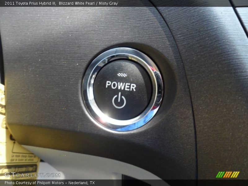 Blizzard White Pearl / Misty Gray 2011 Toyota Prius Hybrid III