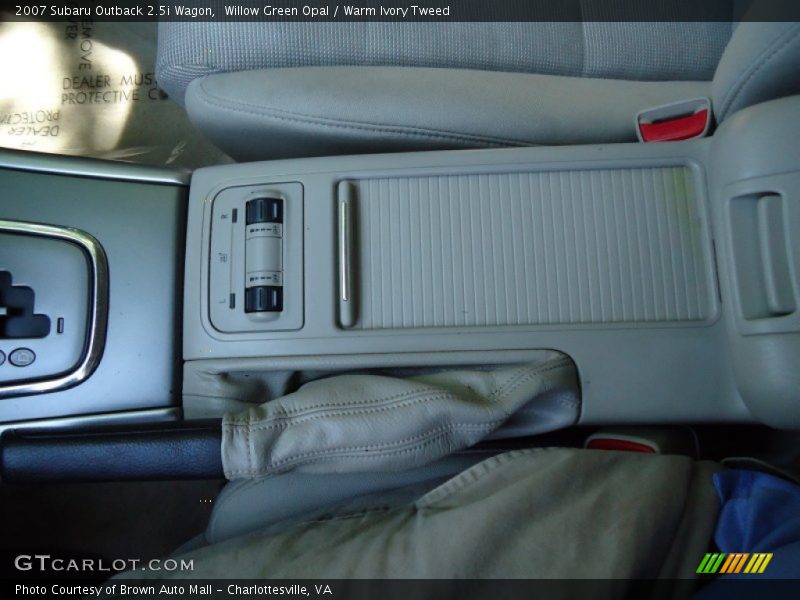 Willow Green Opal / Warm Ivory Tweed 2007 Subaru Outback 2.5i Wagon