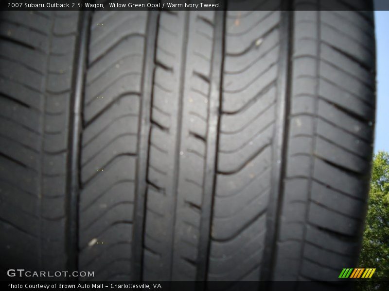 Willow Green Opal / Warm Ivory Tweed 2007 Subaru Outback 2.5i Wagon