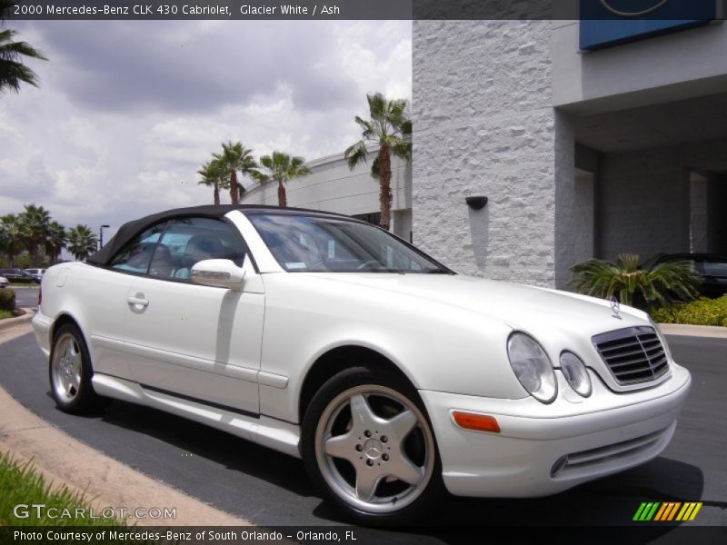 Front 3/4 View of 2000 CLK 430 Cabriolet