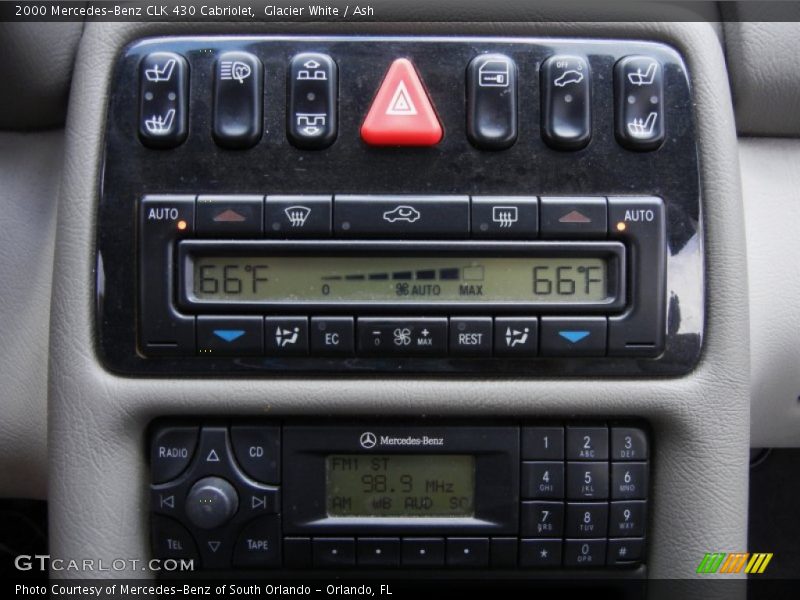 Controls of 2000 CLK 430 Cabriolet