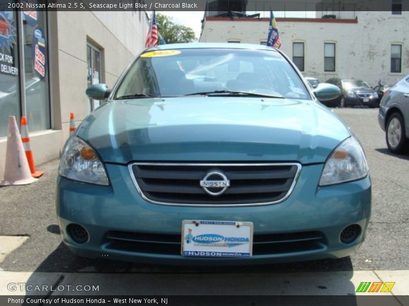 Seascape Light Blue / Charcoal Black 2002 Nissan Altima 2.5 S