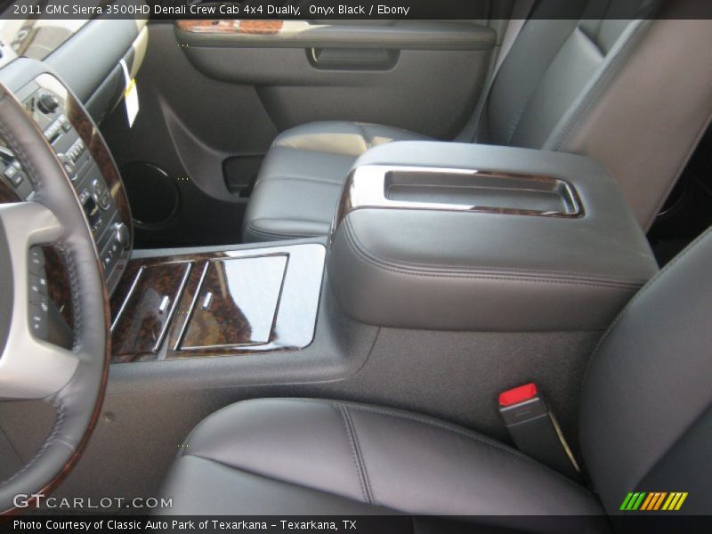 Onyx Black / Ebony 2011 GMC Sierra 3500HD Denali Crew Cab 4x4 Dually