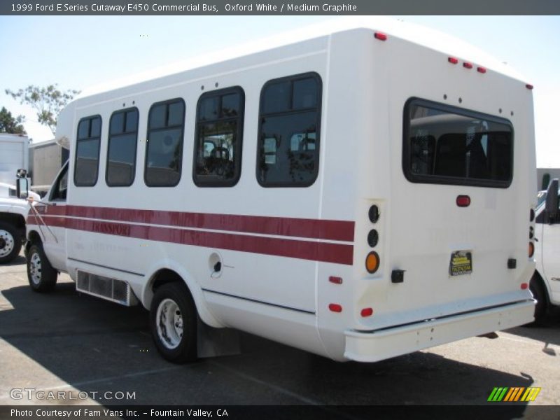  1999 E Series Cutaway E450 Commercial Bus Oxford White