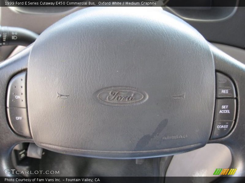 Oxford White / Medium Graphite 1999 Ford E Series Cutaway E450 Commercial Bus