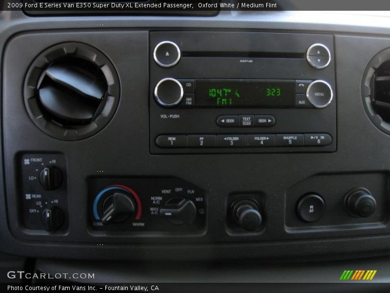 Oxford White / Medium Flint 2009 Ford E Series Van E350 Super Duty XL Extended Passenger