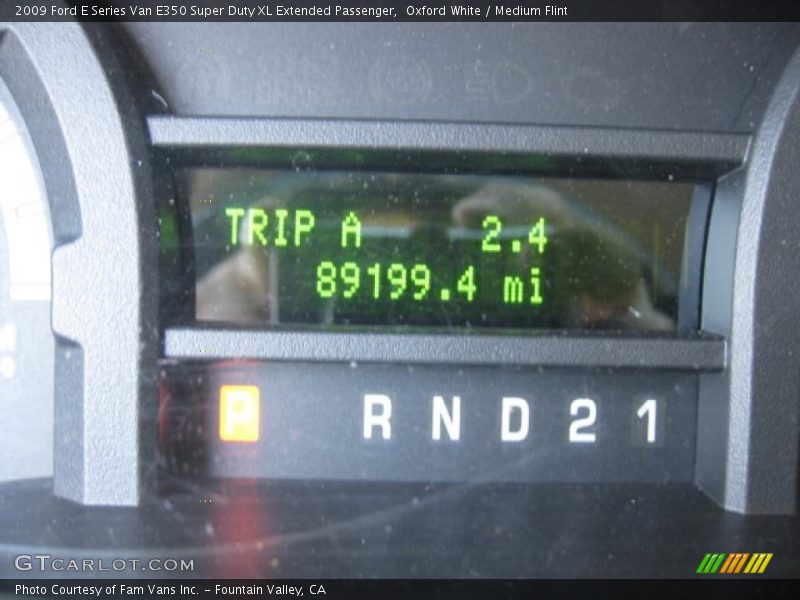 Oxford White / Medium Flint 2009 Ford E Series Van E350 Super Duty XL Extended Passenger