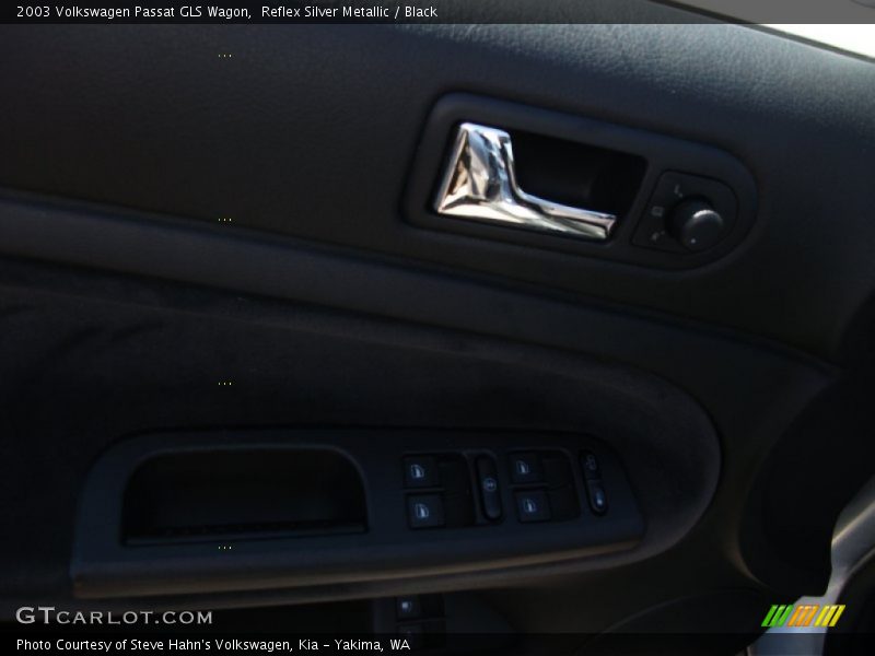 Reflex Silver Metallic / Black 2003 Volkswagen Passat GLS Wagon
