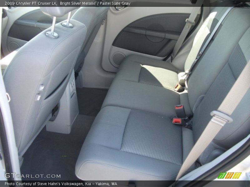 Bright Silver Metallic / Pastel Slate Gray 2009 Chrysler PT Cruiser LX