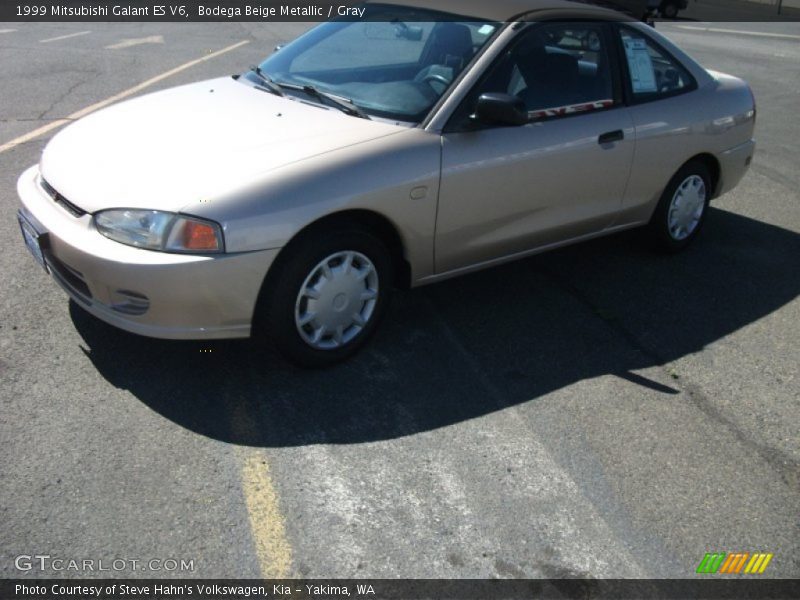 Bodega Beige Metallic / Gray 1999 Mitsubishi Galant ES V6