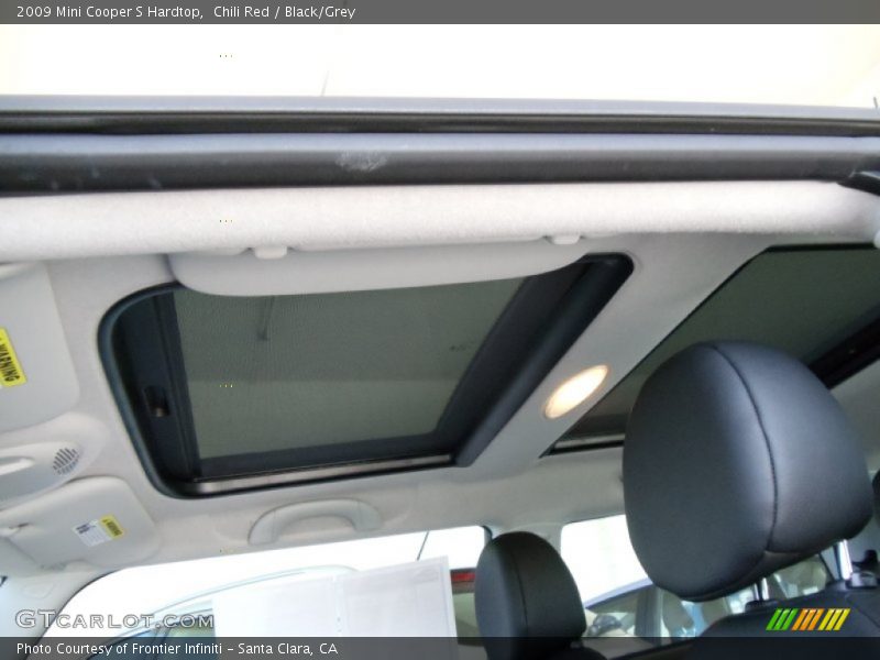 Chili Red / Black/Grey 2009 Mini Cooper S Hardtop