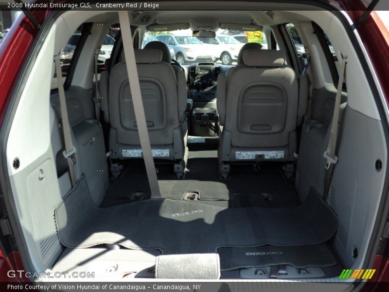 Cranberry Red / Beige 2008 Hyundai Entourage GLS